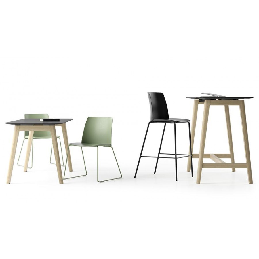 Polytone-L Chair